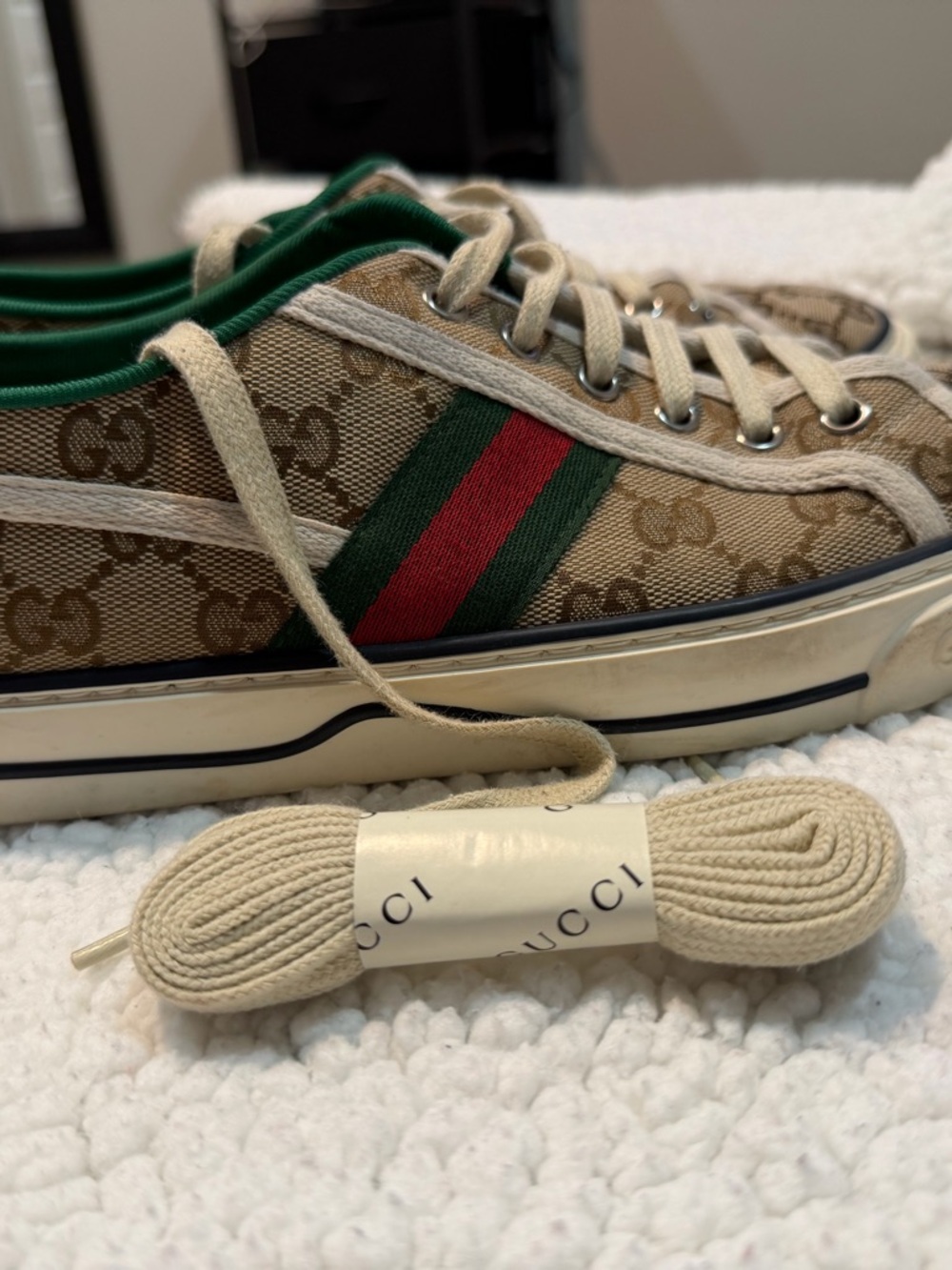 Gucci Kids Beige GG Canvas Sneaker with Red & Green Web Stripe - Picture 2 of 2